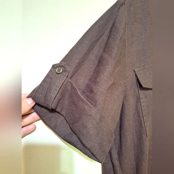 NWOT Chico's women's size 1 US 8 100% linen brown shortsleeve button up top - Picture 6 of 7
